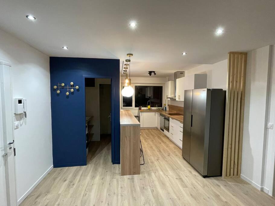 Blue Iro, Lumineux, 4 Chambres, Balcon, 105M2 Σαιντ-Ετιέν Εξωτερικό φωτογραφία