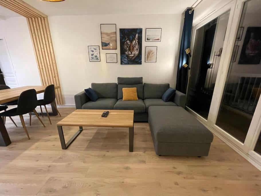 Blue Iro, Lumineux, 4 Chambres, Balcon, 105M2 Σαιντ-Ετιέν Εξωτερικό φωτογραφία